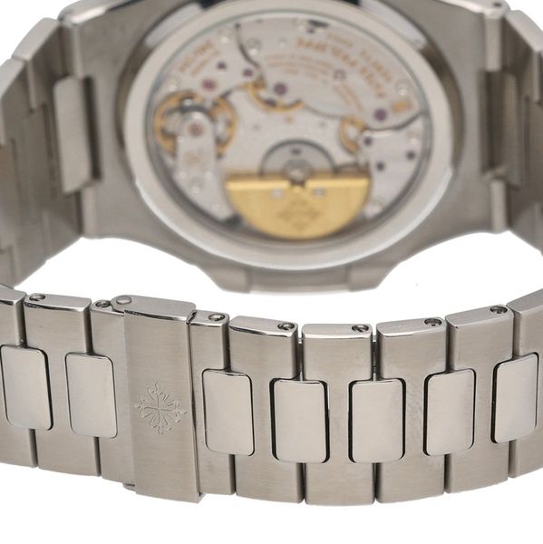 Patek Philippe Nautilus 5712/1A-001